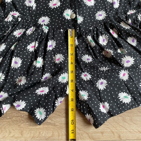 Vintage romper daisy print ruched sleeves button front 100 % Rayon - Picture 8 of 13